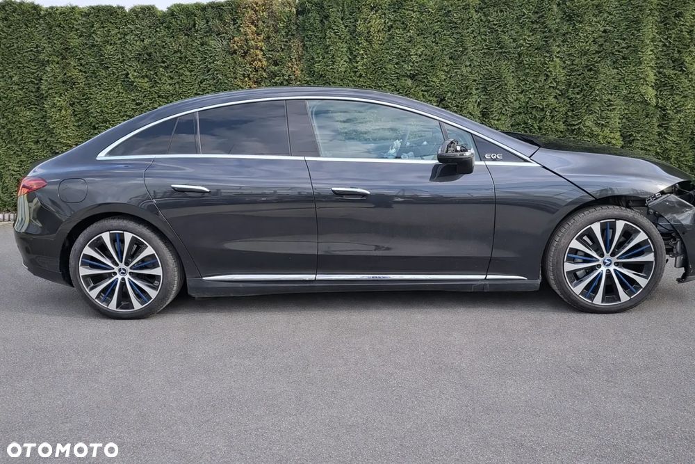 Mercedes-Benz EQE - 1