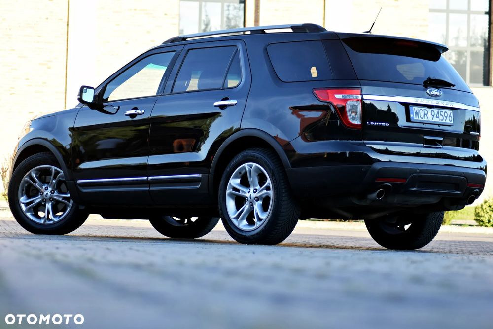 Ford Explorer - 23