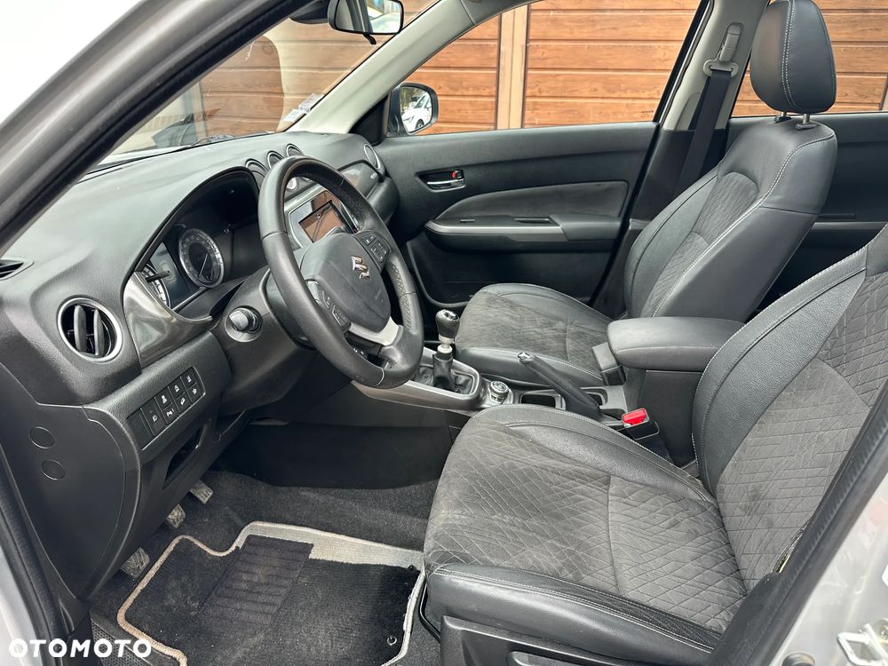 Suzuki Vitara 1.4 Boosterjet Premium 4WD - 13