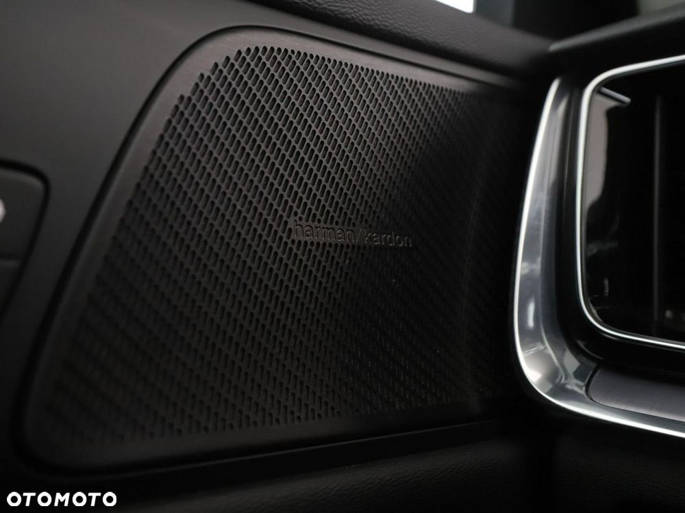 Volvo V60 D3 Momentum Pro - 36