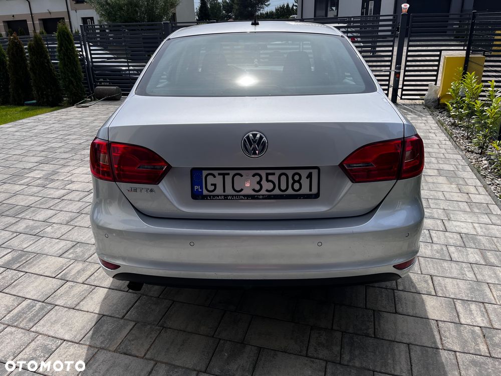 Volkswagen Jetta 1.2 TSI Comfortline - 6