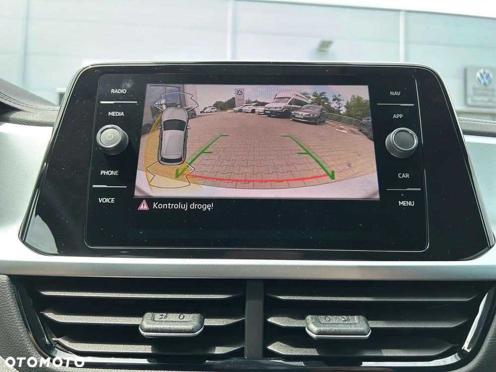 Volkswagen T-Roc 1.5 TSI Life Plus DSG - 28