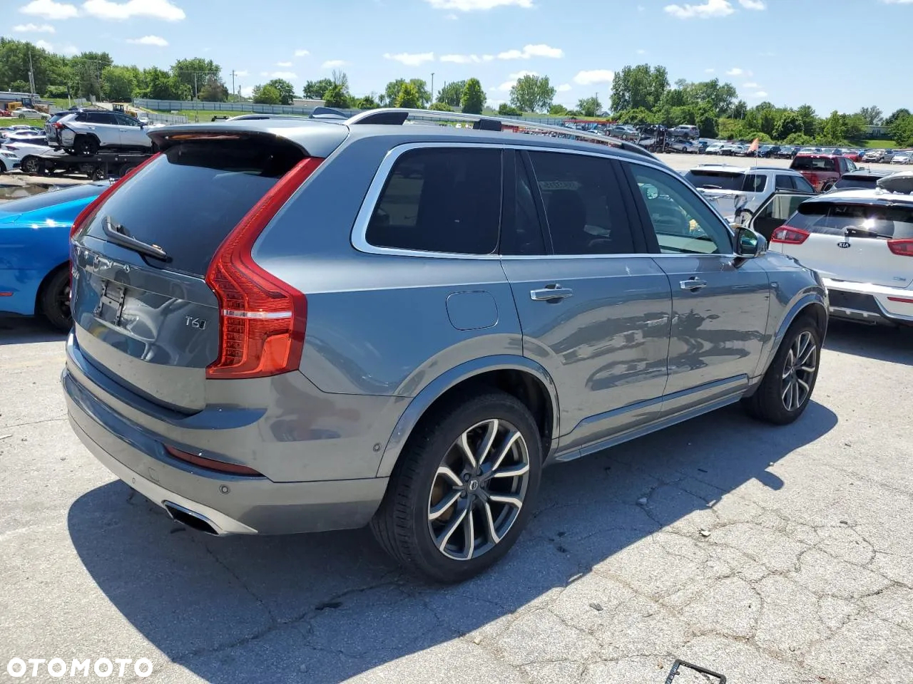 Volvo XC 90 T6 AWD Momentum - 4
