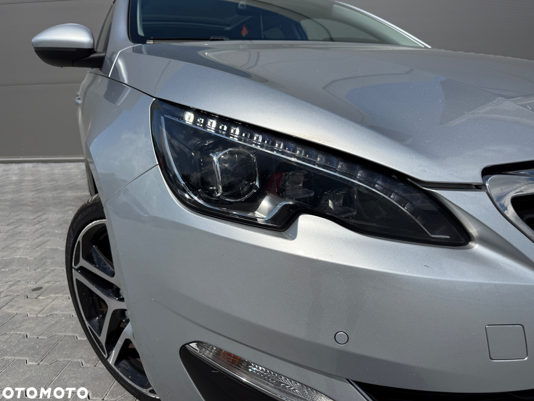 Peugeot 308 SW 1.2 PureTech GPF Allure S&S - 5