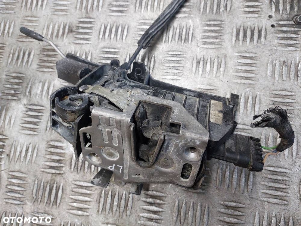 ZAMEK DRZWI LEWY PRZÓD MERCEDES-BENZ W163 ML A1637201735 - 3