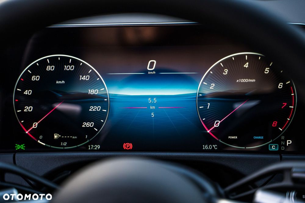 Mercedes-Benz Klasa E - 22