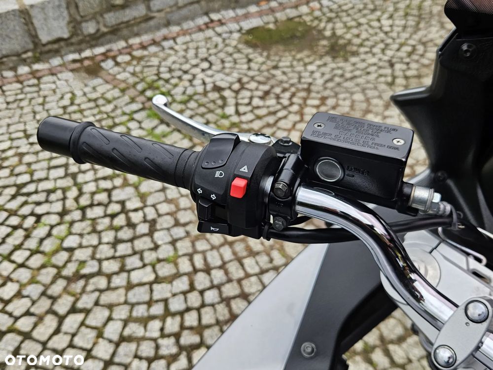 Suzuki Bandit - 20