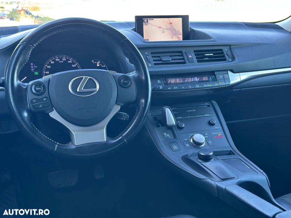 Lexus CT 200h Aut. Luxury - 14