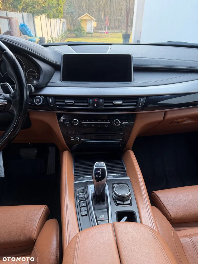 BMW X6M - 13