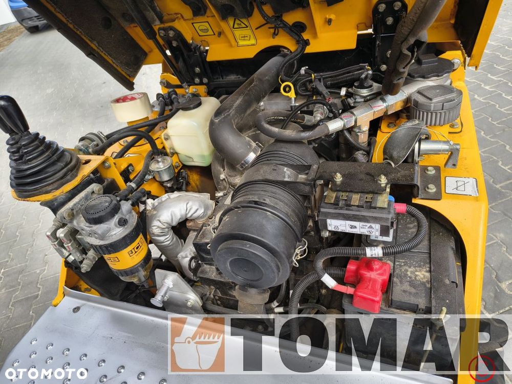 JCB 1T 2019r - 17