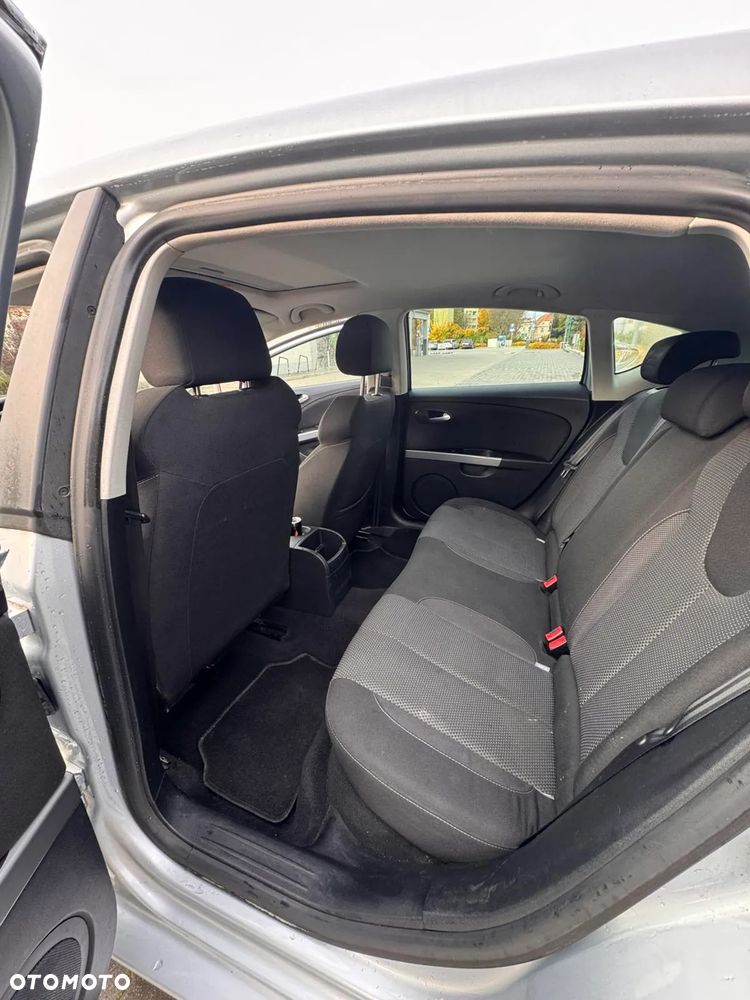 Seat Leon 1.6 TDI Reference DSG - 10