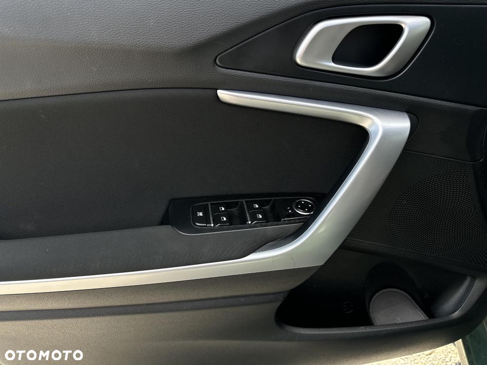 Kia Ceed 1.5 T-GDI M DCT - 9