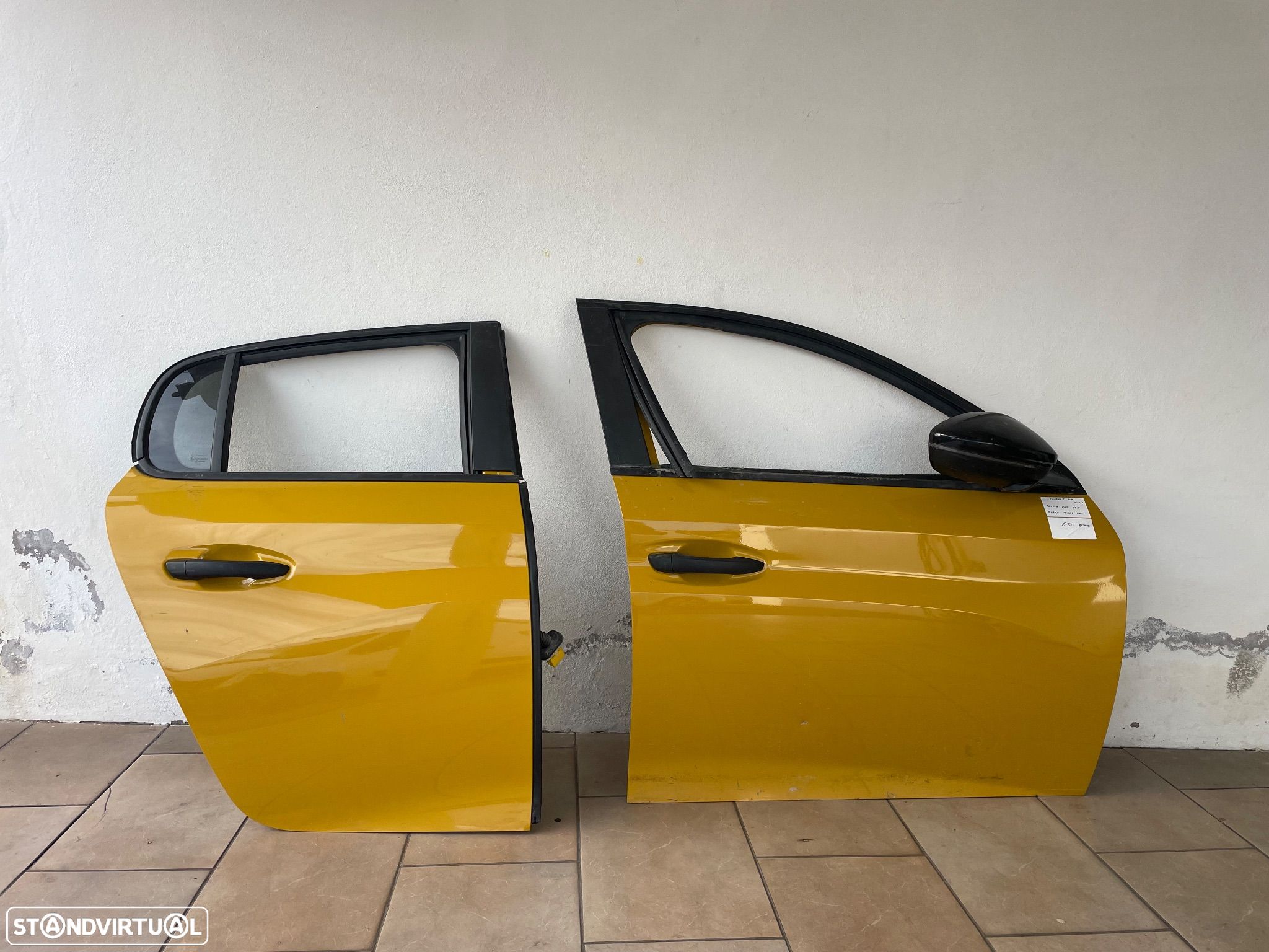 Peugeot 208 de 2022 portas - 1