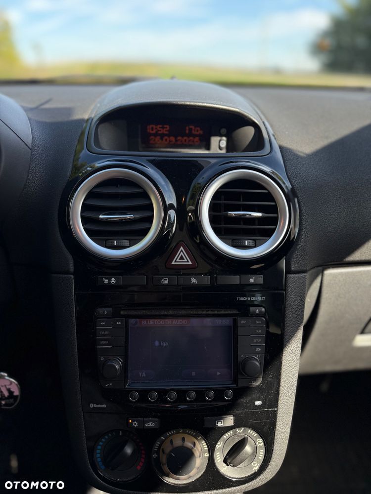 Opel Corsa - 18