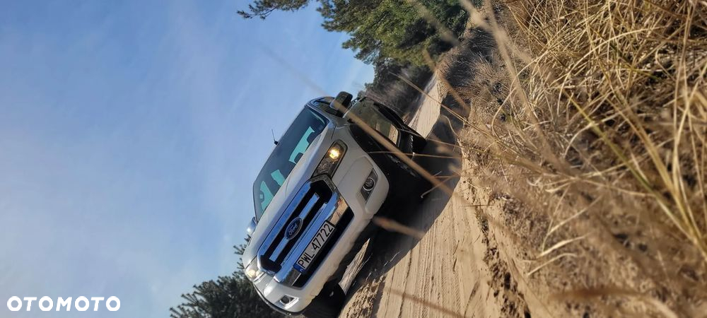 Ford Ranger 2.2 TDCi 4x4 DC XLT - 28