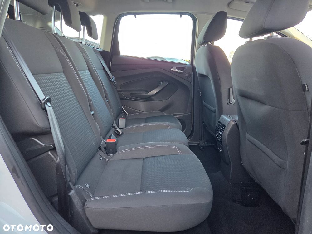 Ford C-MAX 1.5 TDCi Start-Stop-System Titanium - 24