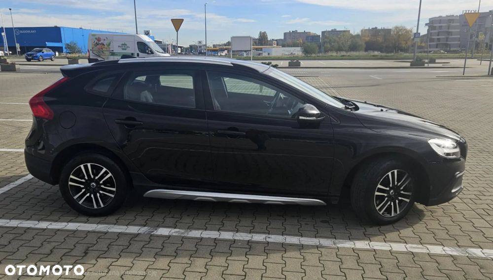 Volvo V40 T3 Drive-E Momentum - 6