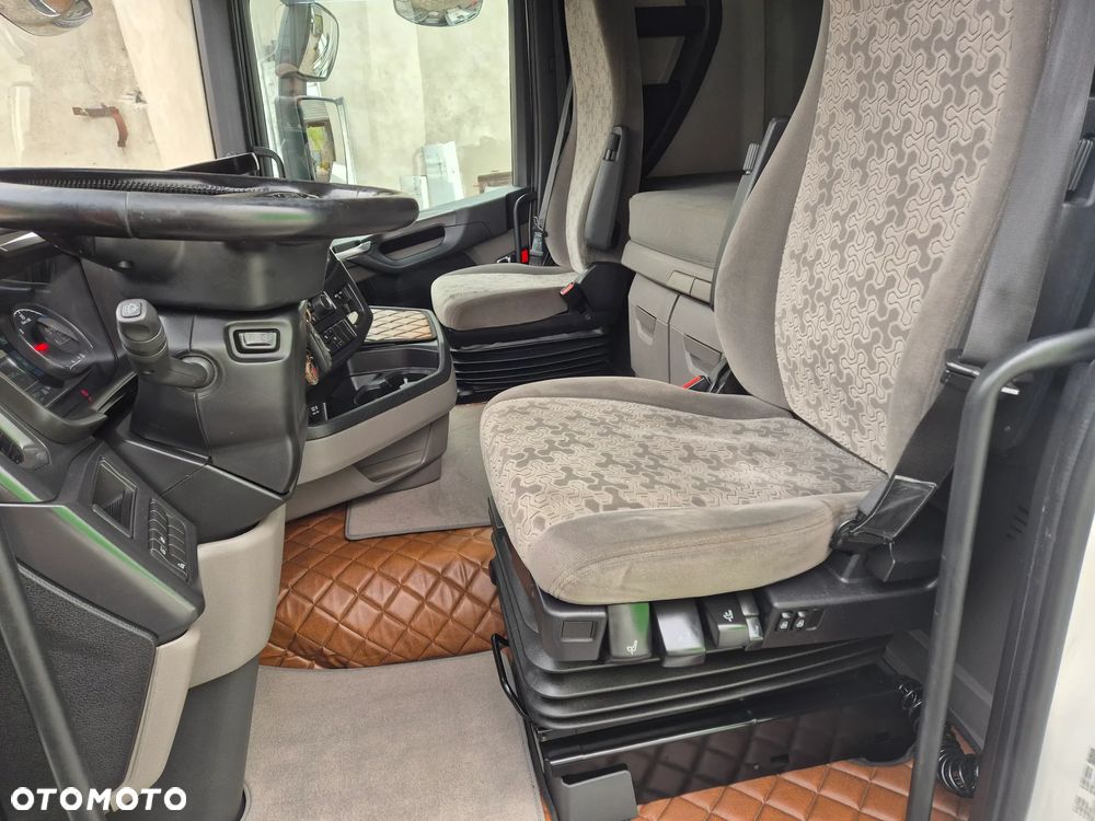 Scania R450 bardzo bogata RETARDER nowe sprzęgło Salon PL 1250l ZBIORNIKI STANDARD - 35
