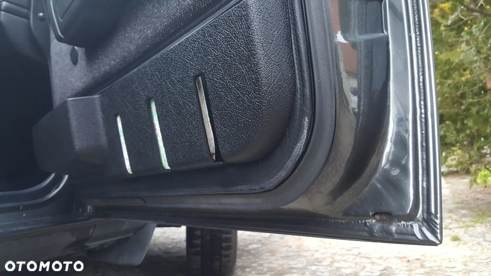 Volvo Seria 200 - 11