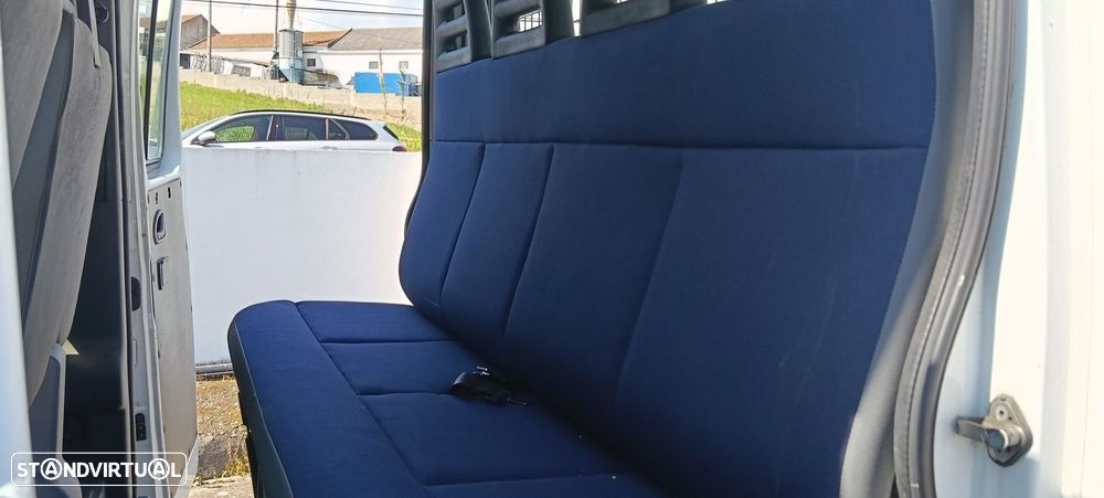 Iveco Daily Chasis Cabina Cabina dupla - 12