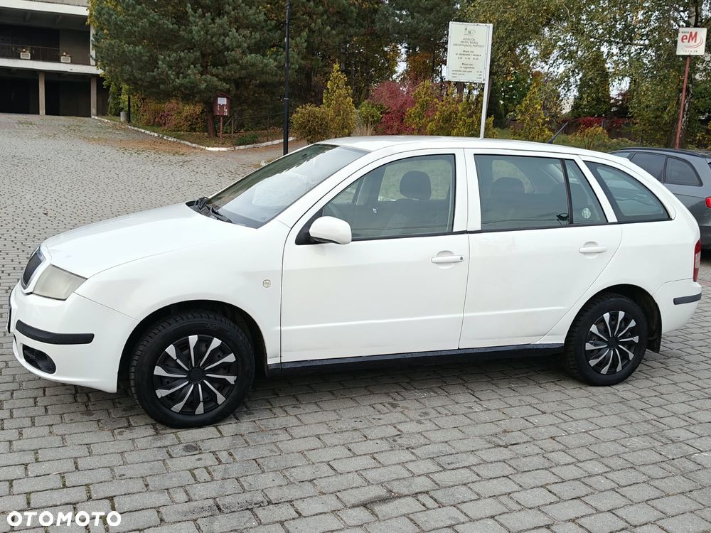 Skoda Fabia 1.4 16V Elegance - 22
