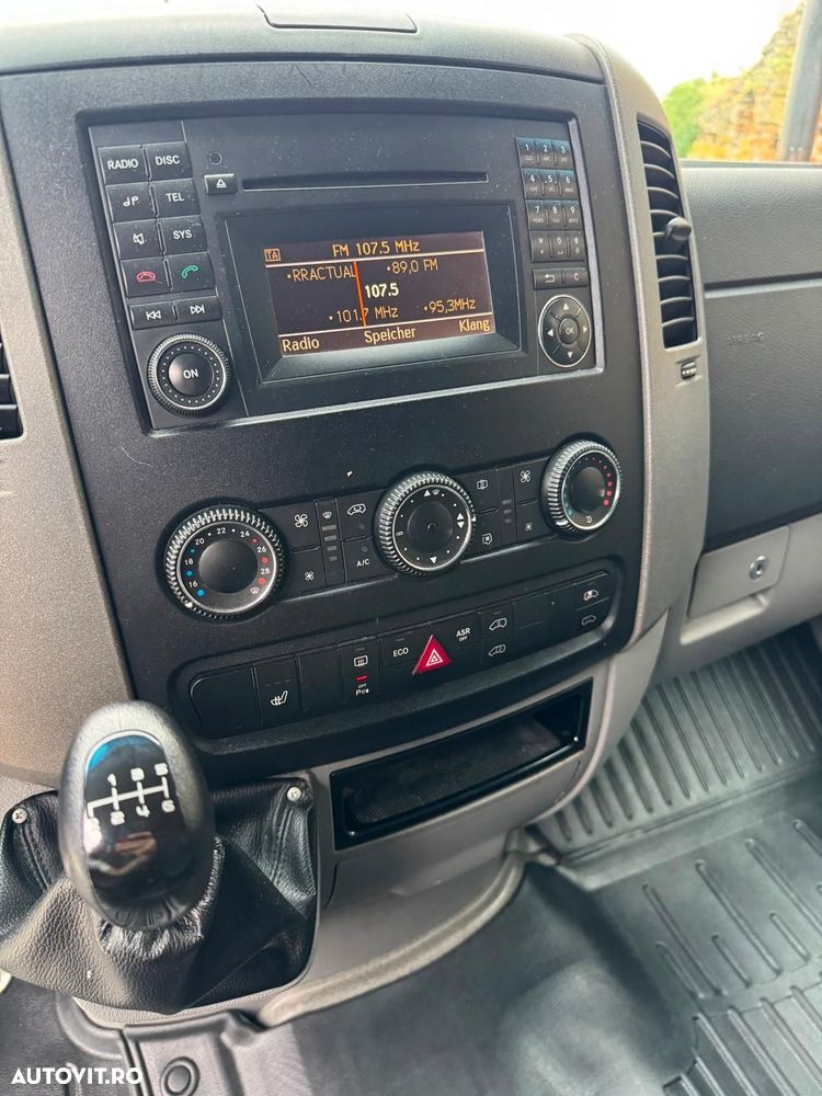 Mercedes-Benz Sprinter (BlueTec) 906.211 - 11