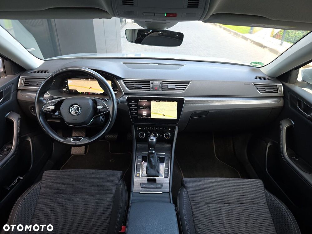 Skoda Superb 2.0 TDI SCR Style DSG - 22