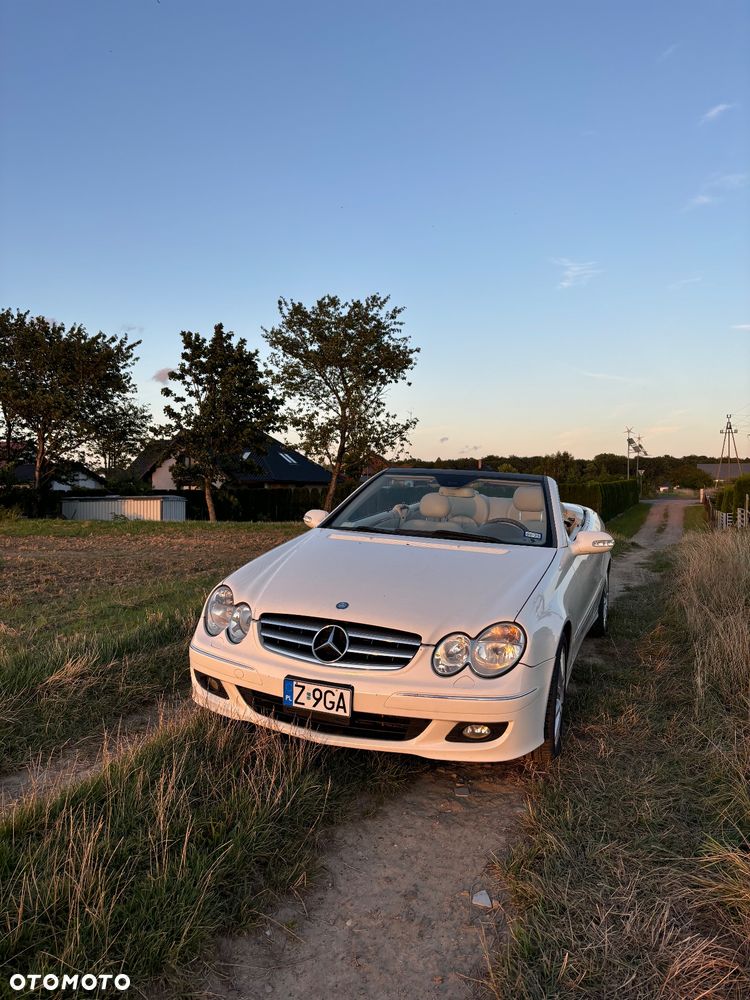Mercedes-Benz CLK - 4