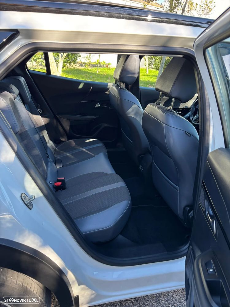 Peugeot 2008 1.5 BlueHDi Allure Pack EAT8 - 9