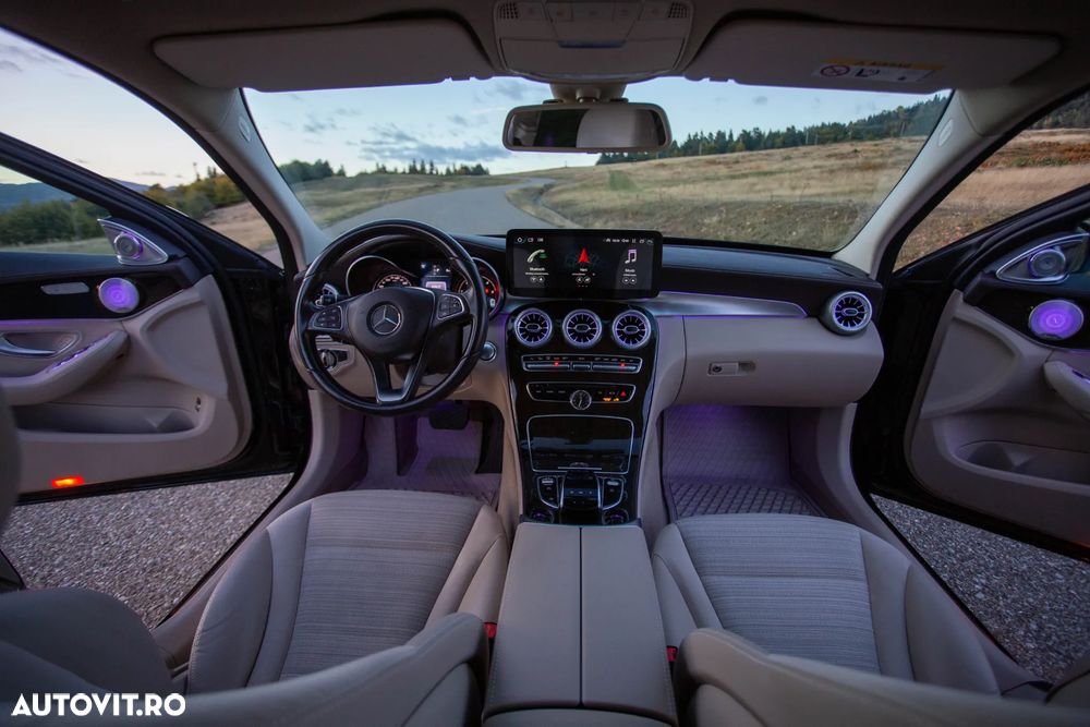 Mercedes-Benz C 220 d 4Matic 9G-TRONIC AMG Line - 14
