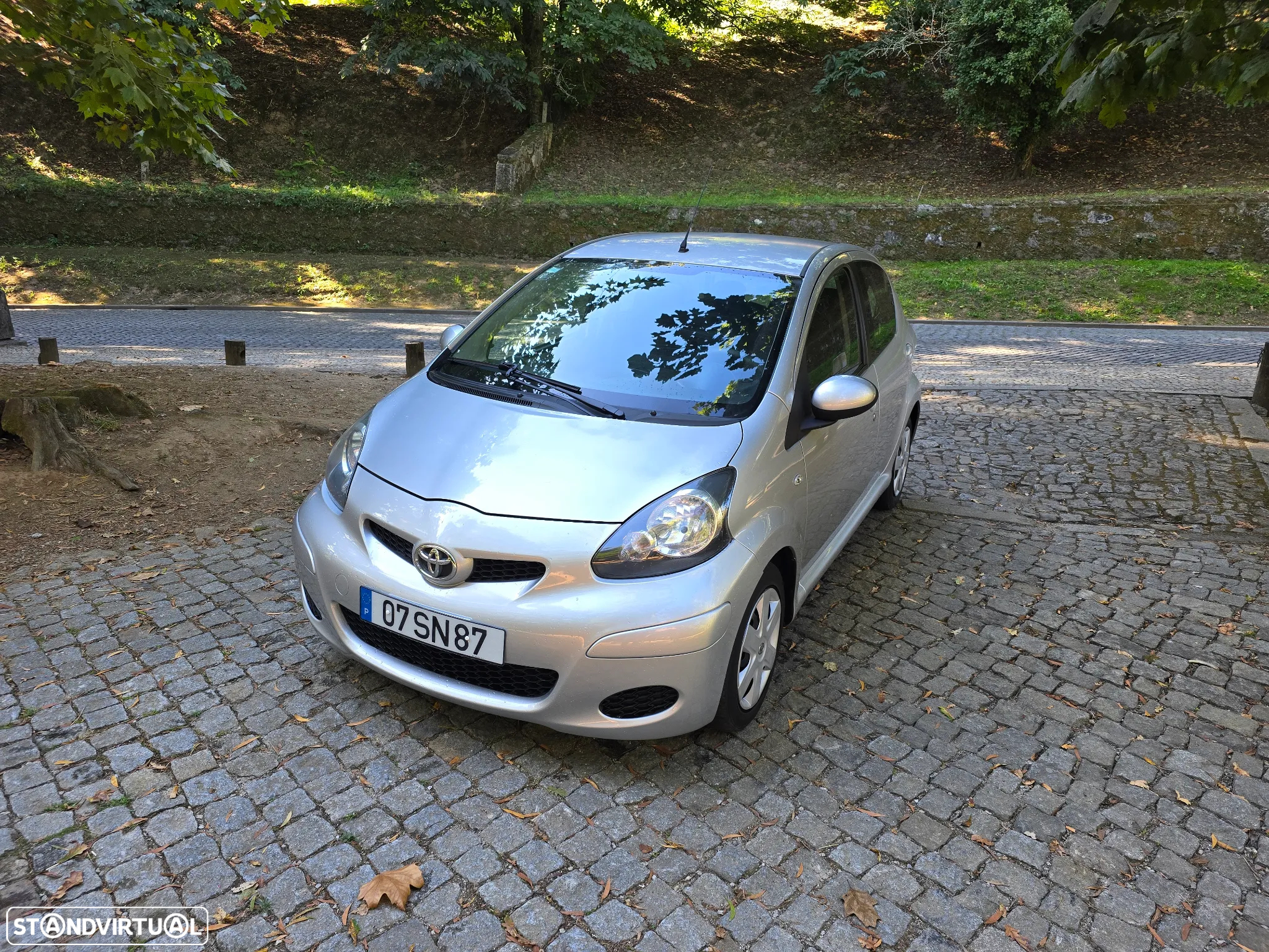 Toyota Aygo 1.0 + AC - 4