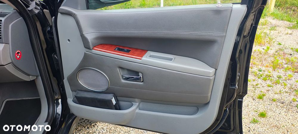 Jeep Grand Cherokee Gr 4.7 V8 Limited - 27