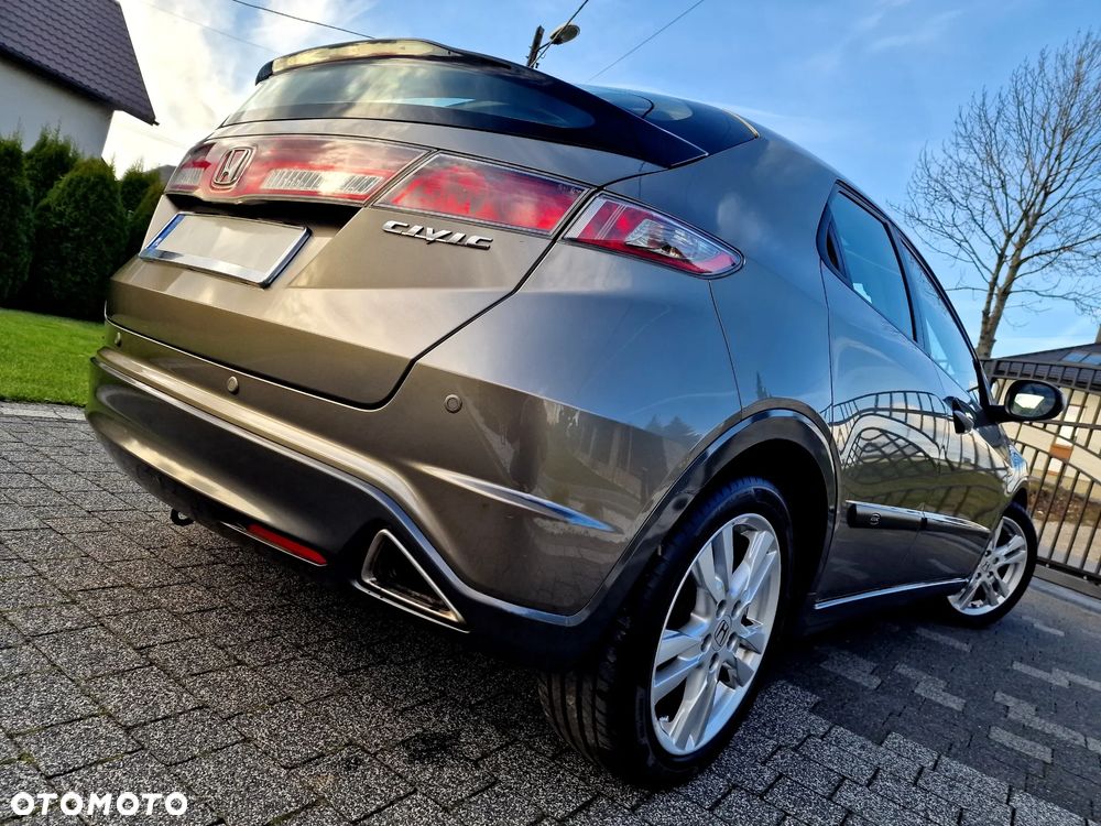 Honda Civic 1.8 Sport - 17