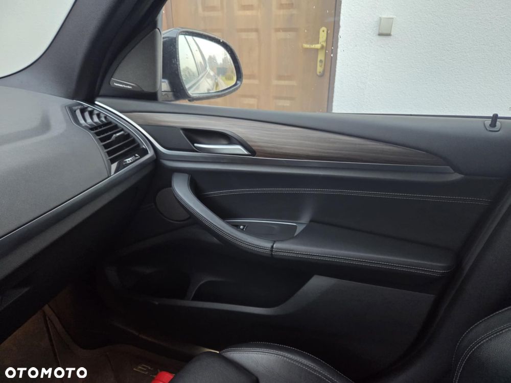 BMW X3 xDrive20d - 15