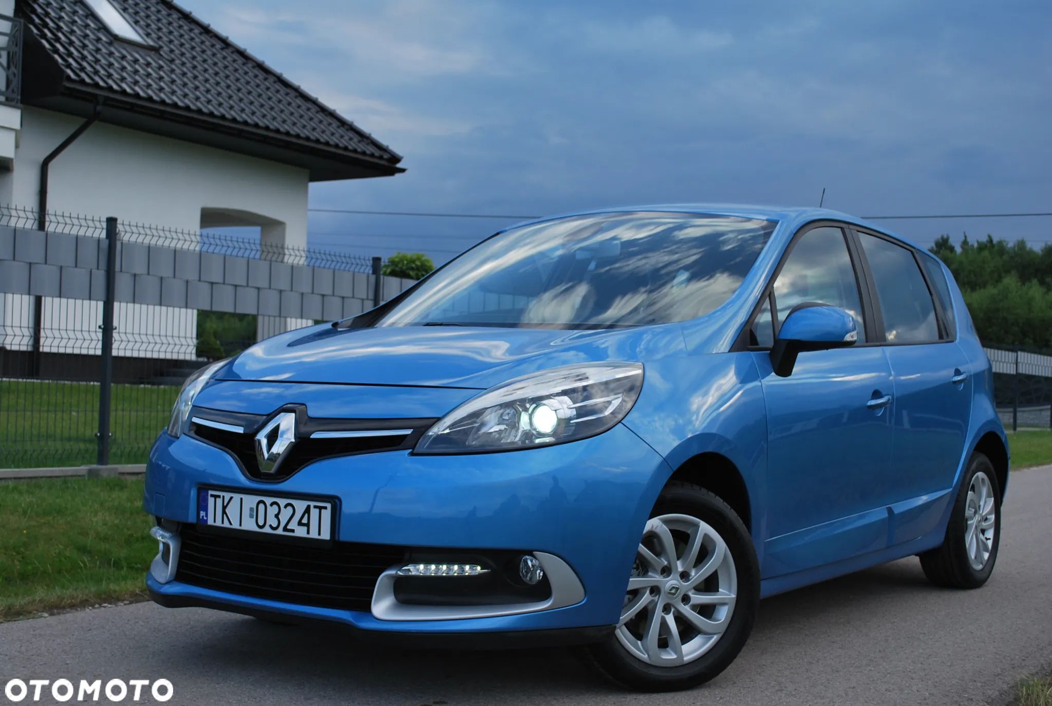 Renault Scenic 1.6 16V 110 LIMITED - 1