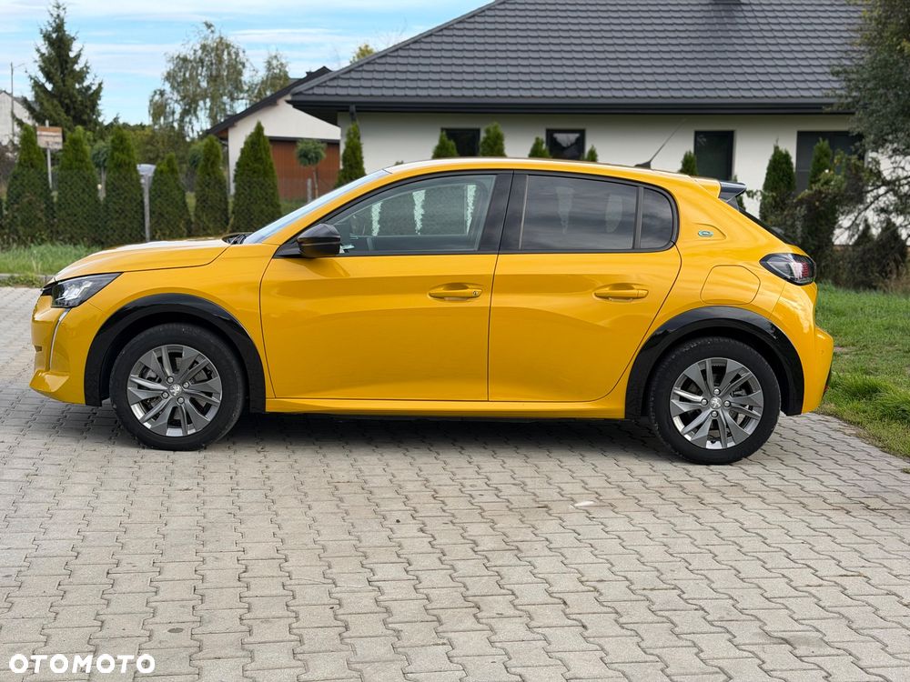 Peugeot 208 50kWh Allure - 8