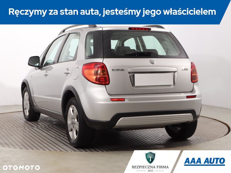 Suzuki SX4 - 5