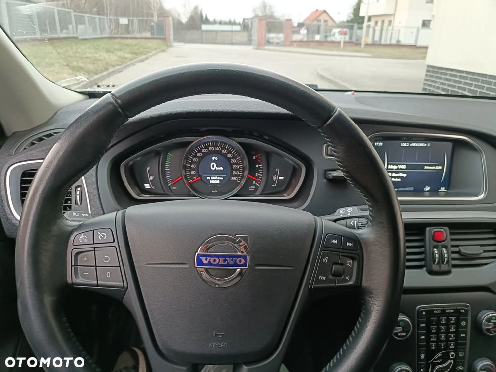 Volvo V40 D2 Kinetic - 15