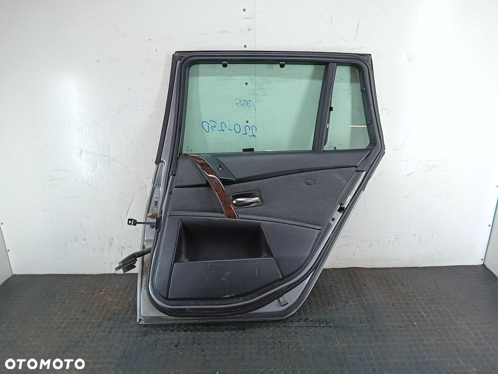 DRZWI TYŁ PRAWY  BMW E61 A08 KOMBI - 6