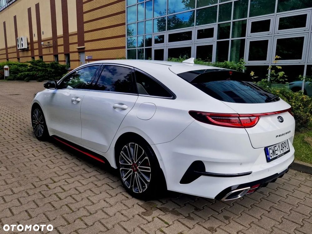 Kia ProCeed 1.6 T-GDI GT DCT - 10