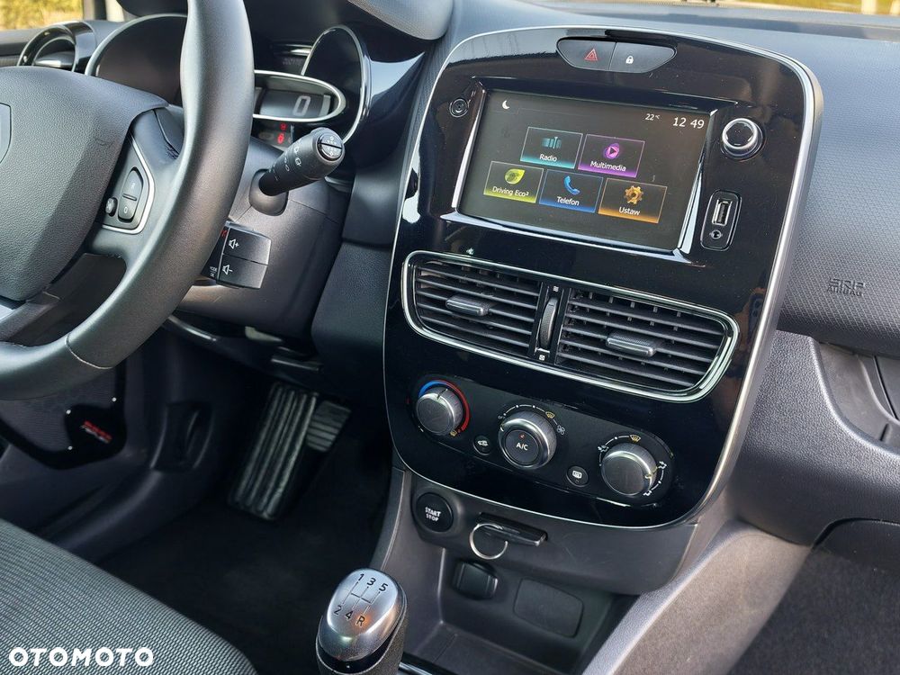 Renault Clio - 19