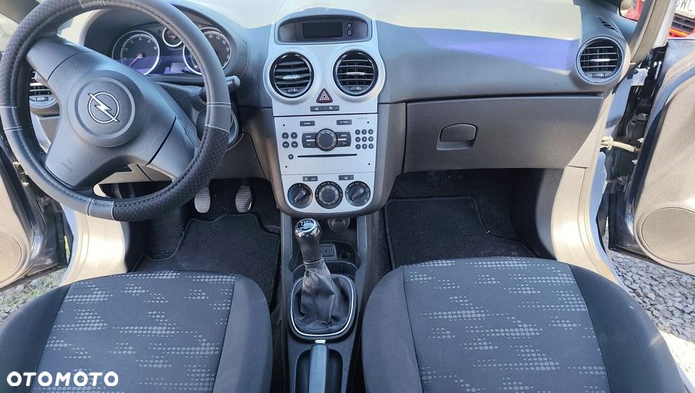 Opel Corsa - 12