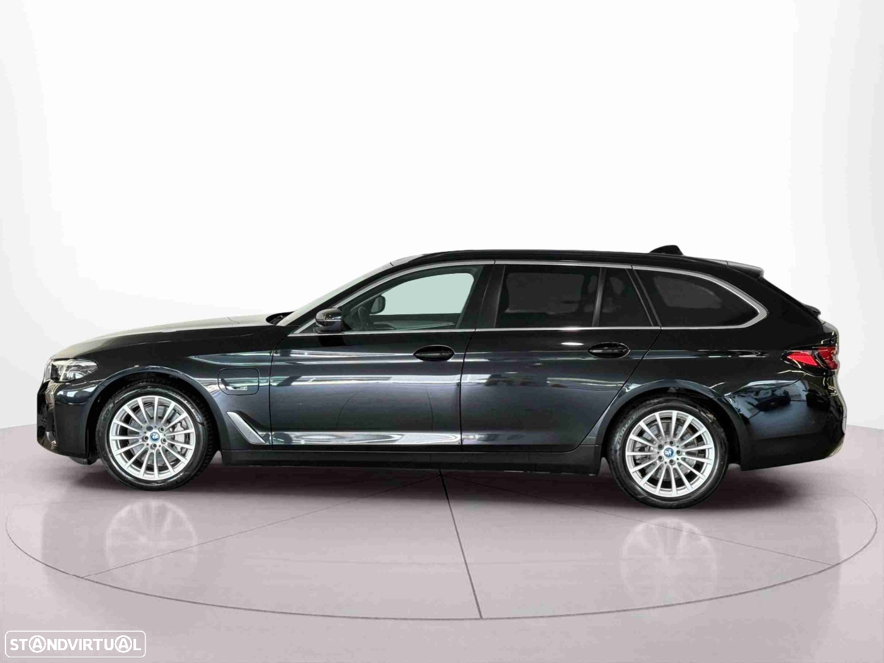 BMW 530 e Pack Desportivo M - 5