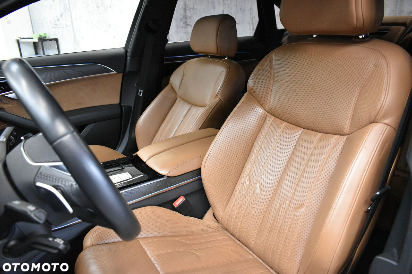 Audi A8 - 9