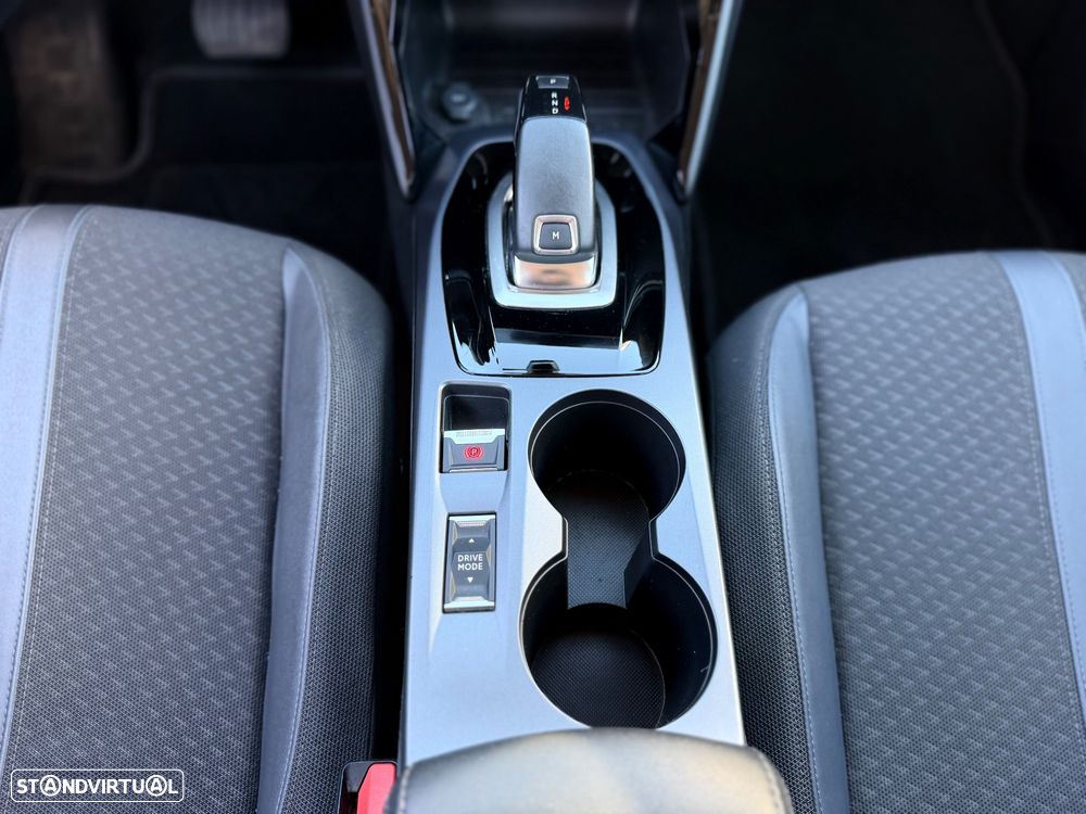Peugeot 2008 PureTech 130 EAT8 Allure - 8