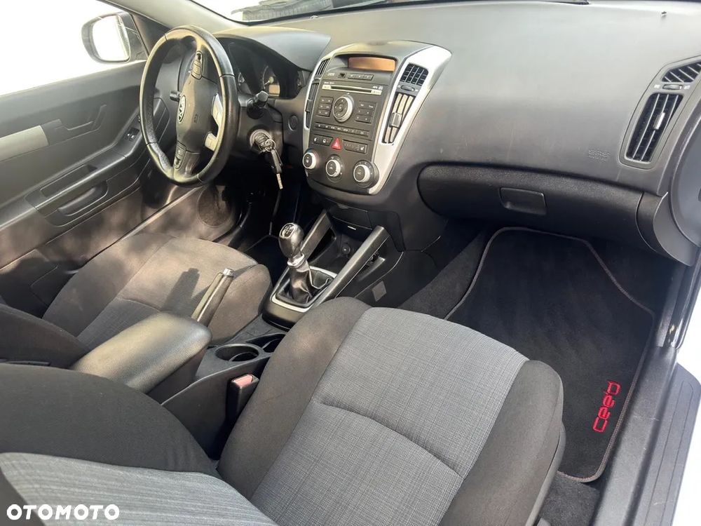 Kia ProCeed - 20