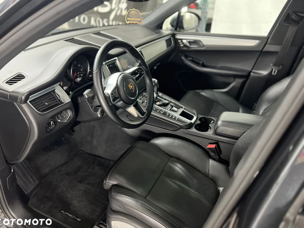 Porsche Macan - 8