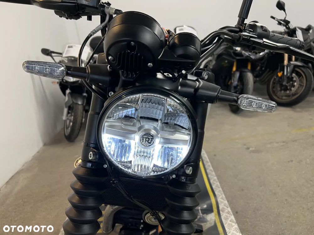 Royal Enfield Guerrilla - 26