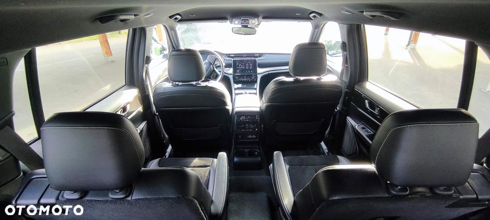 Jeep Grand Cherokee - 10