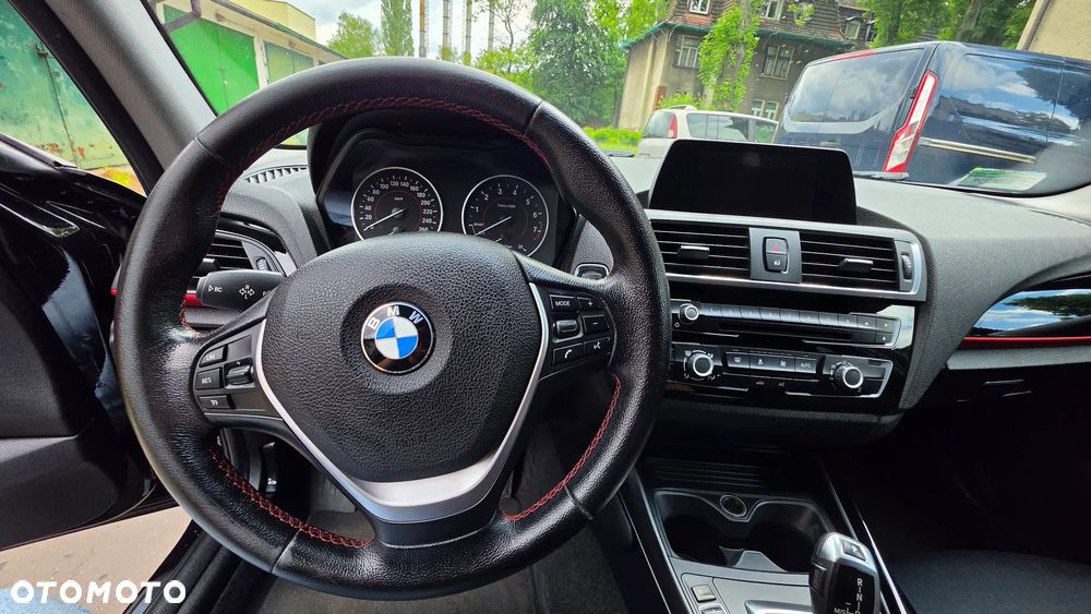 BMW Seria 1 118i Sport Line - 9